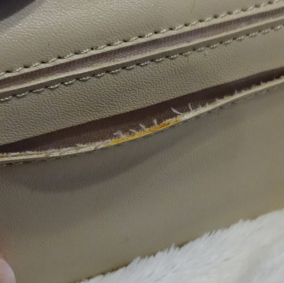 ✴️3/$15✴️ Small gold studded hand clutch - Picture 7 of 7